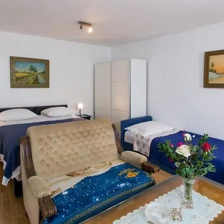 Apartment Kusalo- One Bedroom With Terrace 4