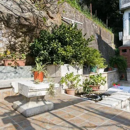 Kusalo- One Bedroom With Terrace 4 *