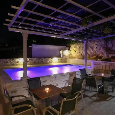 Apartment Kusalo- One Bedroom With Terrace 4 *