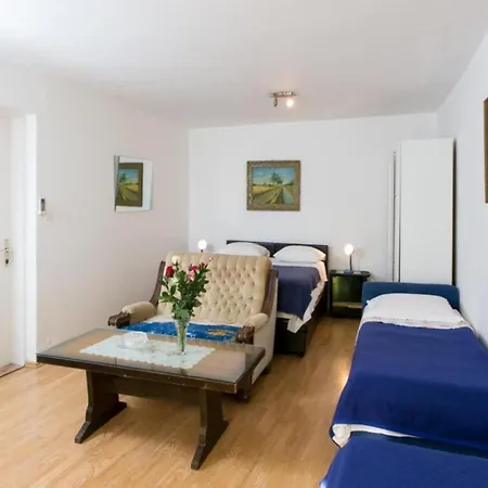 Kusalo- One Bedroom With Terrace 4 Appartement *