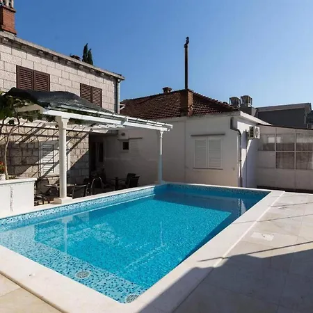 Appartement Kusalo- One Bedroom With Terrace 4 *