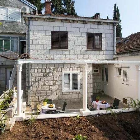 Kusalo- One Bedroom With Terrace 4 * Dubrovnik